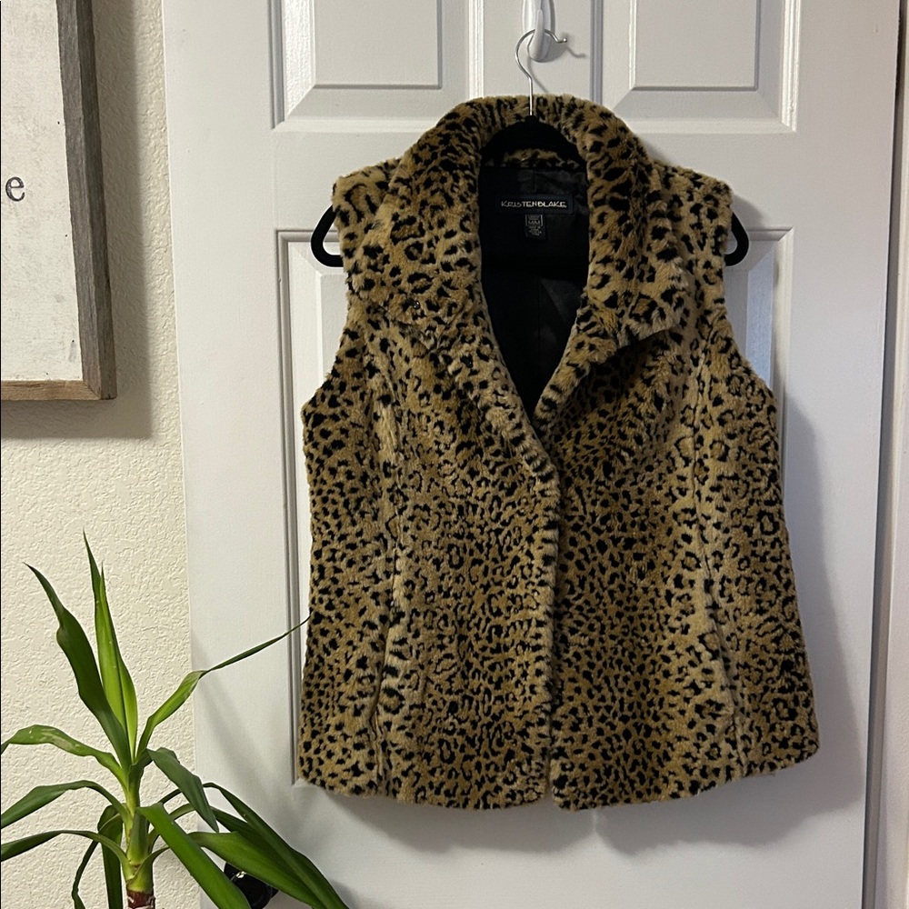 Kristen Blake Leopard Print Vest